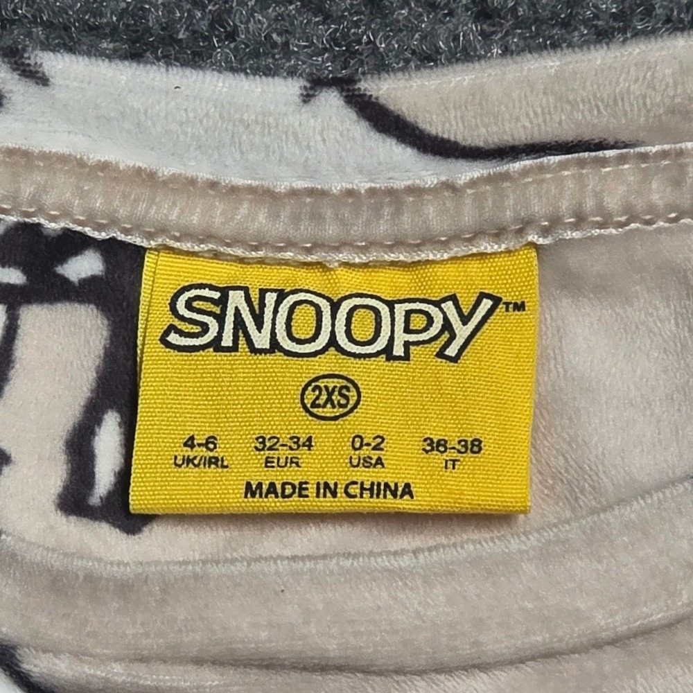 Primark Snoopy Peanuts Pajama Set Women's Size 2XS Beige Fleece Shirt‎ Joggers - Picture 5 of 15